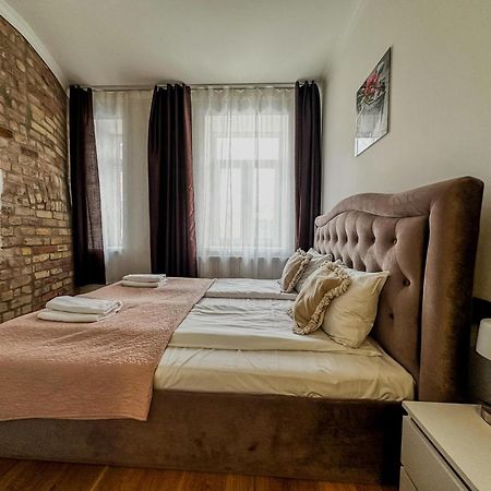 One Bedroom Promenade Apartment Riga Luaran gambar