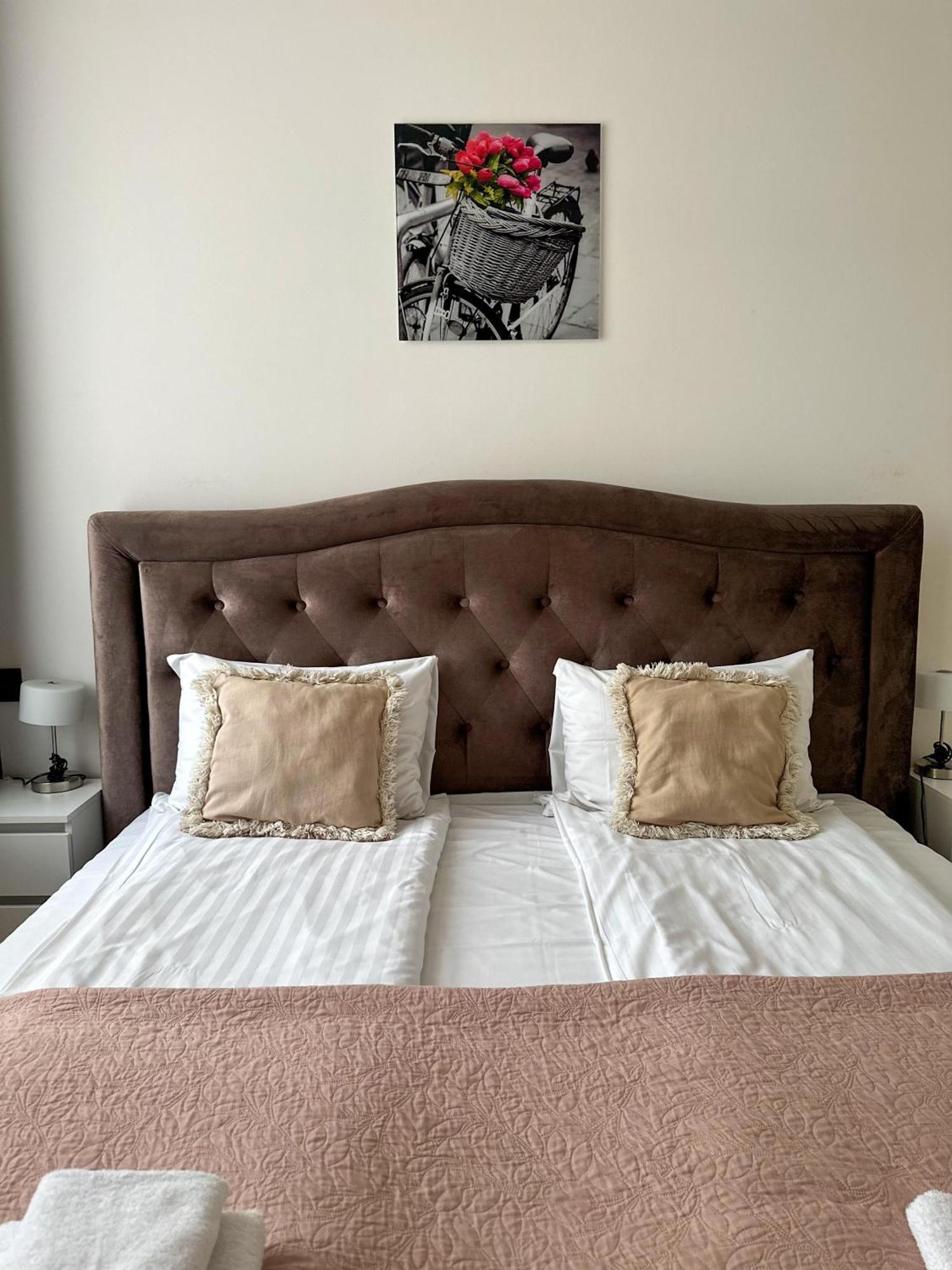 One Bedroom Promenade Apartment Riga Luaran gambar